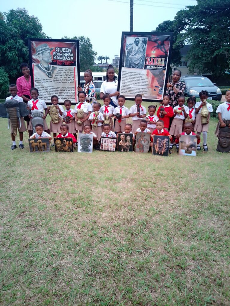 6f2fc4b0 4846 4b76 Ace5 8773e73d97e2 768x1024